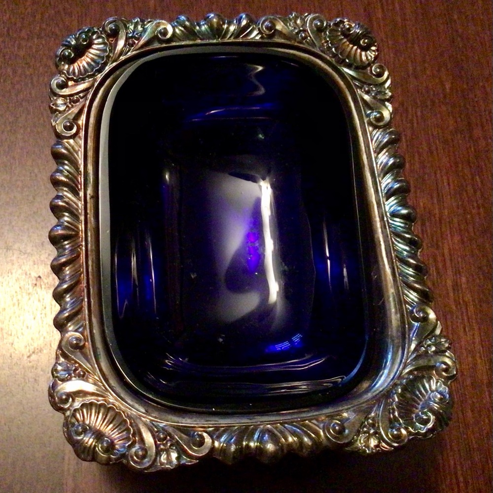 Elegant Silver and cobalt Blue Serveware Dish plus salt pepper shakers,